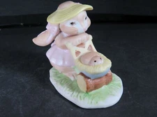 WILLITTS DESIGN Bunny Rabbit Stroller & Baby Bunny Figurine #5710 Taiwan B2264