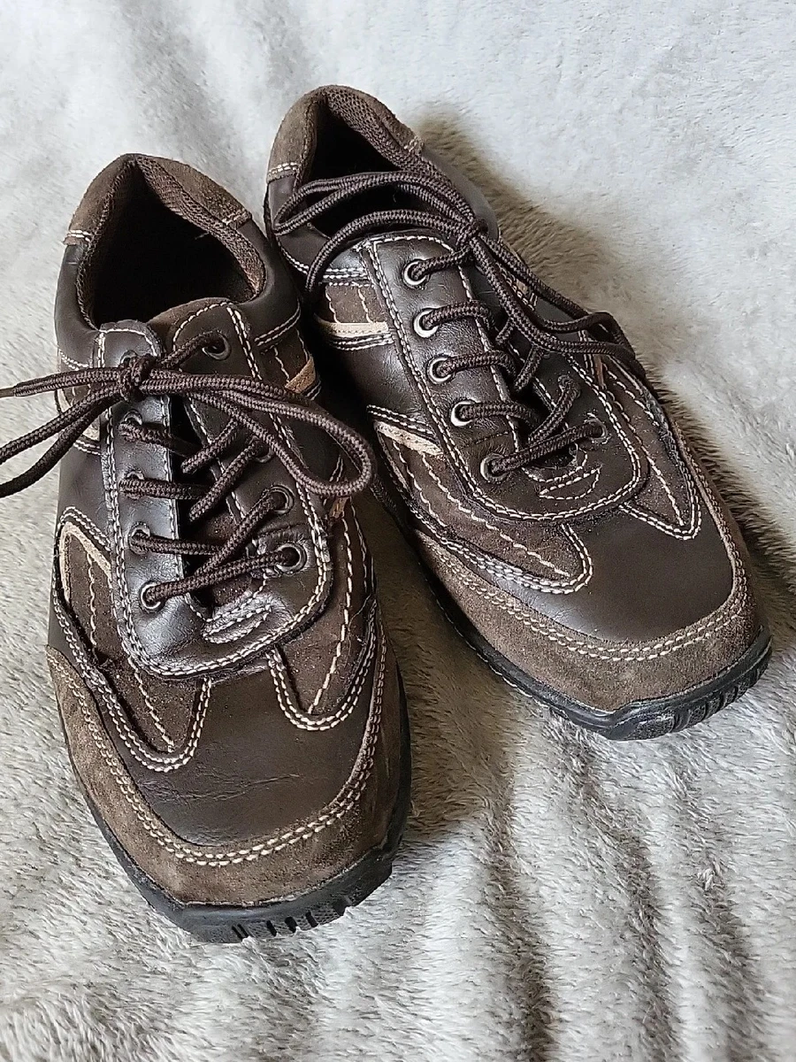 Pavers sale shop trainers