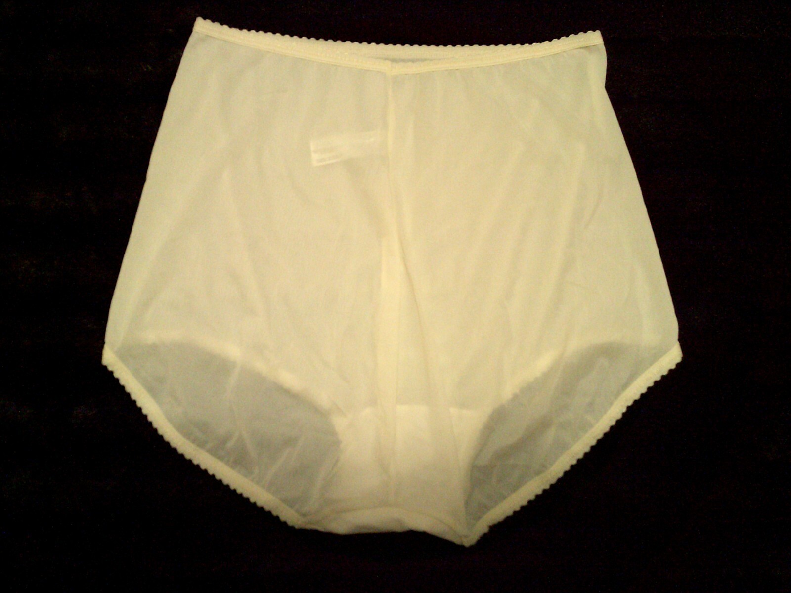 Bali skimp skamp panties size Medium eBay