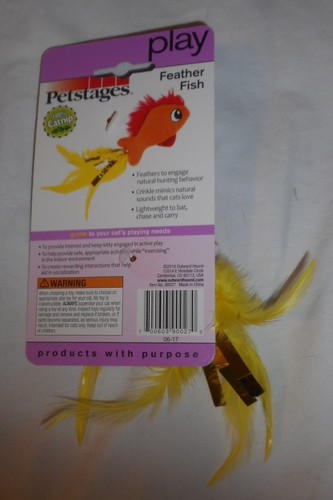 PETSTAGES Gioco Pesce Piuma 100% Catnip Giocattolo Leggero con Piume 8" x 2" - Foto 2 di 2