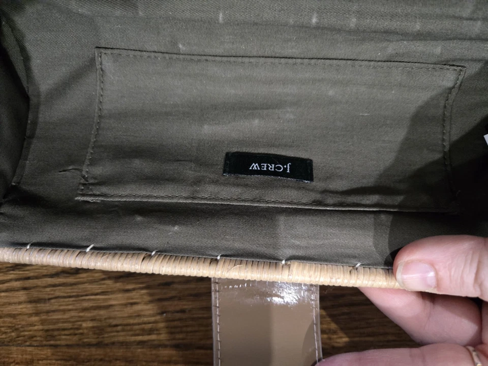 J Crew Clutch Handbag Purse Straw Wicker Rattan Taupe Patent Gold Tone Turn Lock - Image 4 of 4