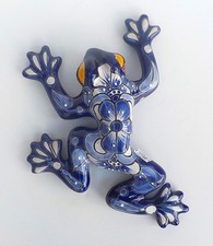 MEXICAN TALAVERA POTTERY FROG SCULPTURE 10" LONG X 8" WIDE