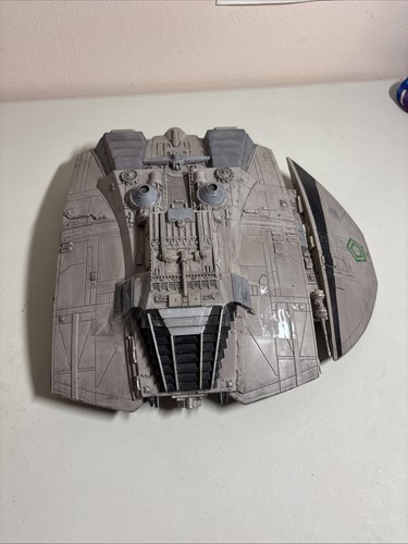 Battlestar Galactica : Colonial Cylon Raider 1/32 Model Built Engines Light Up