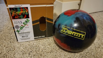 Storm Identity Belmo Bowling Ball X-Blem | 13 Pounds | 2.5-3