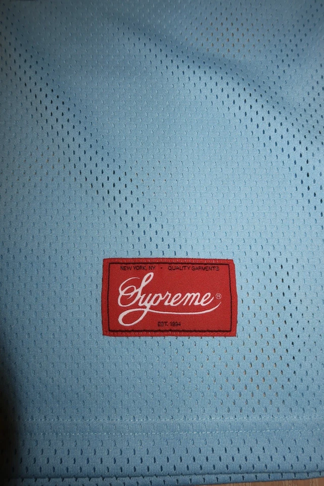 Camiseta de futebol Supreme Bandana azul/amarela SS25 TAMANHO XXL USADA - Imagem 3 de 4