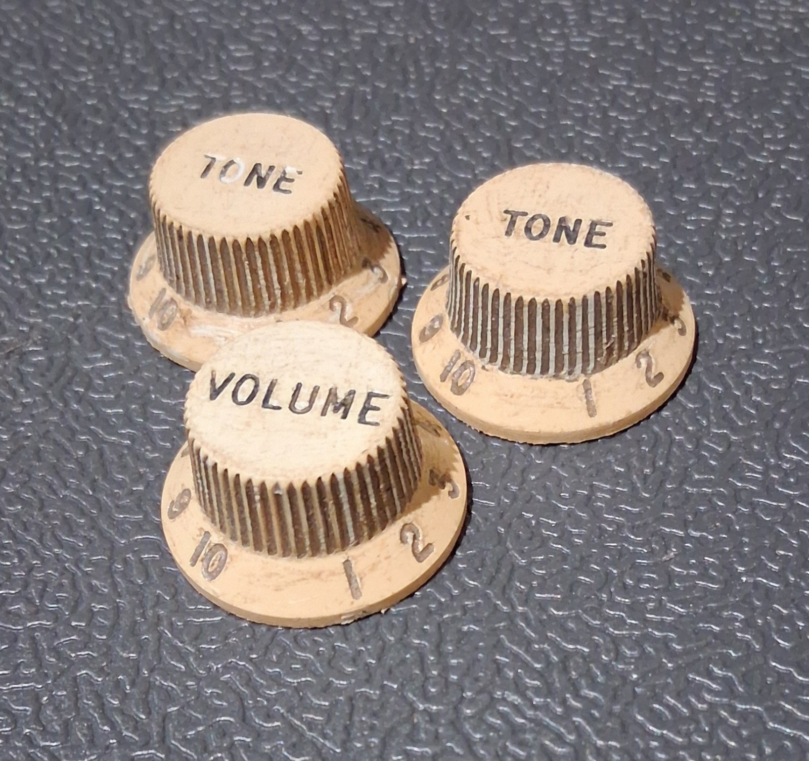 1960s  Fender Stratocaster 3 spoke knobs Set