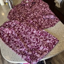 Miss Elaine Red Floral Vine 2 Piece Pajama Set Women's Size Large
