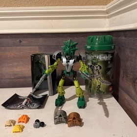 LEGO BIONICLE Lewa Nuva 8567 bonus green masks manual mini comic books Read