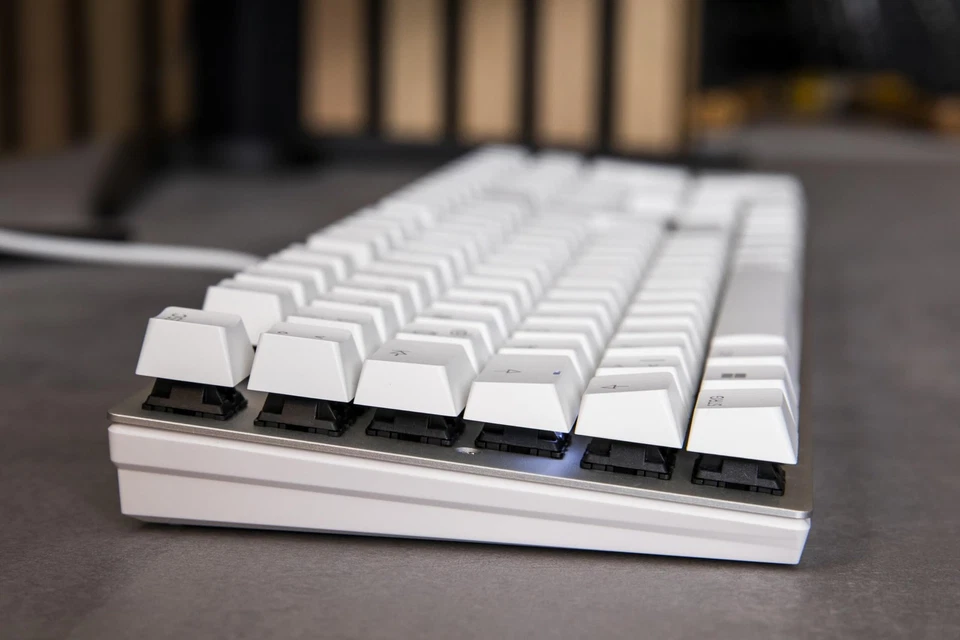 CHERRY MX2A Silent Red Mechanical Keyboard White LED Precision Switches - Image 4 of 4