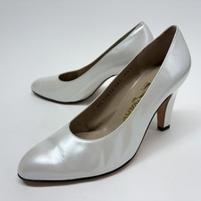 VTG Salvatore Ferragamo lustrous pearl Leather Stiletto Heel Pumps Size 6.5 C