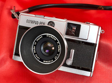  Near MINT Olympus PEN EED 35mm Half Frame Film Camera 32mm F/1.7 from JAPAN