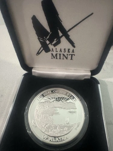 Alaska Mint 2003 1 oz Silver Proof Grizzly Bear Medallion  Original Box & COA!