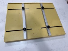 Saunders 11x14" Adjustable Borderless Darkroom Easel