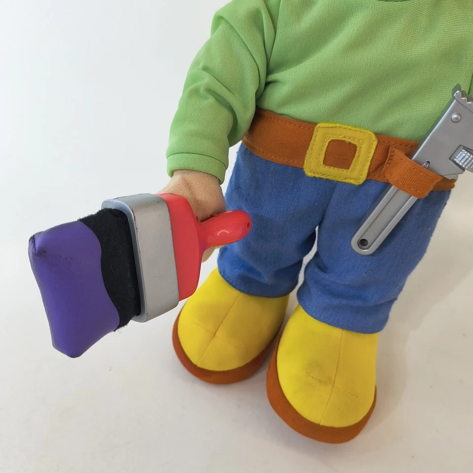 Juguete parlante de peluche Hasbro Bob the Builder Wendy Painter 2001 de colección 14" probado Foto 4 de 4