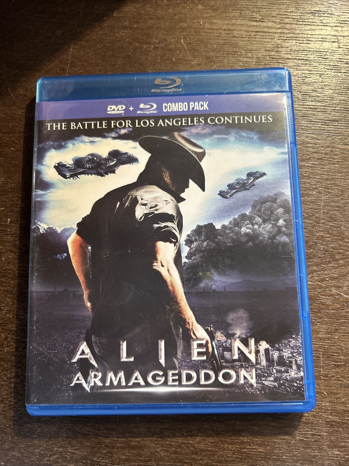 Alien Armageddon (Blu-ray, 2011) w/ DVD  - VERY GOOD
