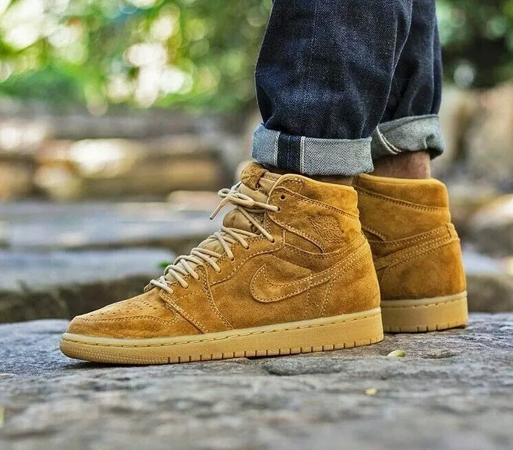 Nike Air Jordan Retro 1 High Retro 9.5 WHEAT Golden Harvest Brown