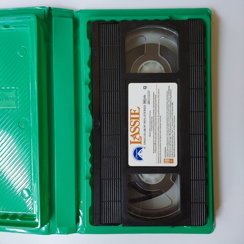 Lassie (VHS, 1994) Green Clamshell, PG Family Dog Movie Collie, Parent's Choice - Imagen 2 de 5