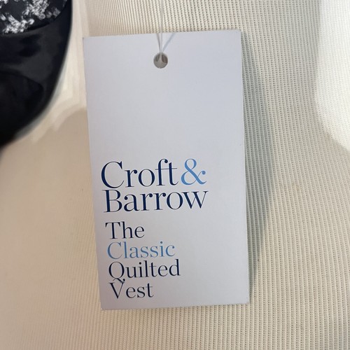 Croft & Barrow Women’s Houndstooth Classic Quilted Vest Black Grey Puffer Large - Picture 10 of 14