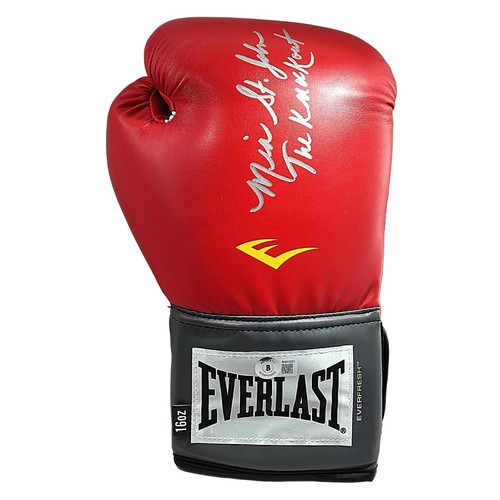 Mia St John Signed Boxing Glove Knockout Inscription Beckett Autograph Everlast - Picture 3 of 7