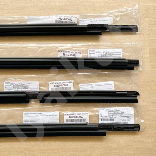 06-11 Genuine Toyota Vitz Yaris hatchback 5D door belt weatherstrip rubber seal - Picture 5 of 6