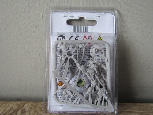 WARHAMMER 40K - NECRON ORIKAN THE DIVINER FINECAST NIB - Picture 2 of 2
