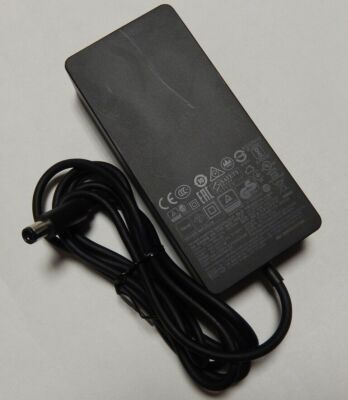Microsoft Netzteil Ladegerät 1749, 90W/15V/6A /7.4/5.0mm/ für Dock. 1661