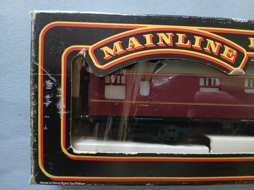 MAINLINE Palitoy #37114 OO Gauge - Buffet/Restaurant Car BR Maroon - 第 2/15 張圖片