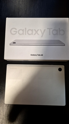 Samsung Galaxy Tab A8 SM-X200 32GB, Wi-Fi, 10,5 Zoll - Silber +Zugaben