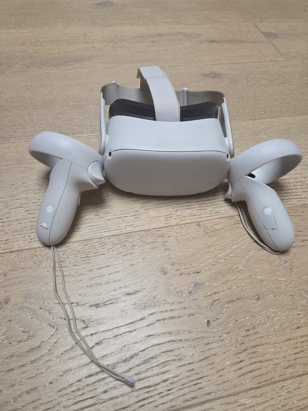 Oculus Quest 2 Virtual Reality Headset