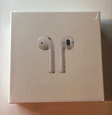 Apple AirPods w/ Wireless Charging Case White Bluetooth In-Ear Built-In Mic