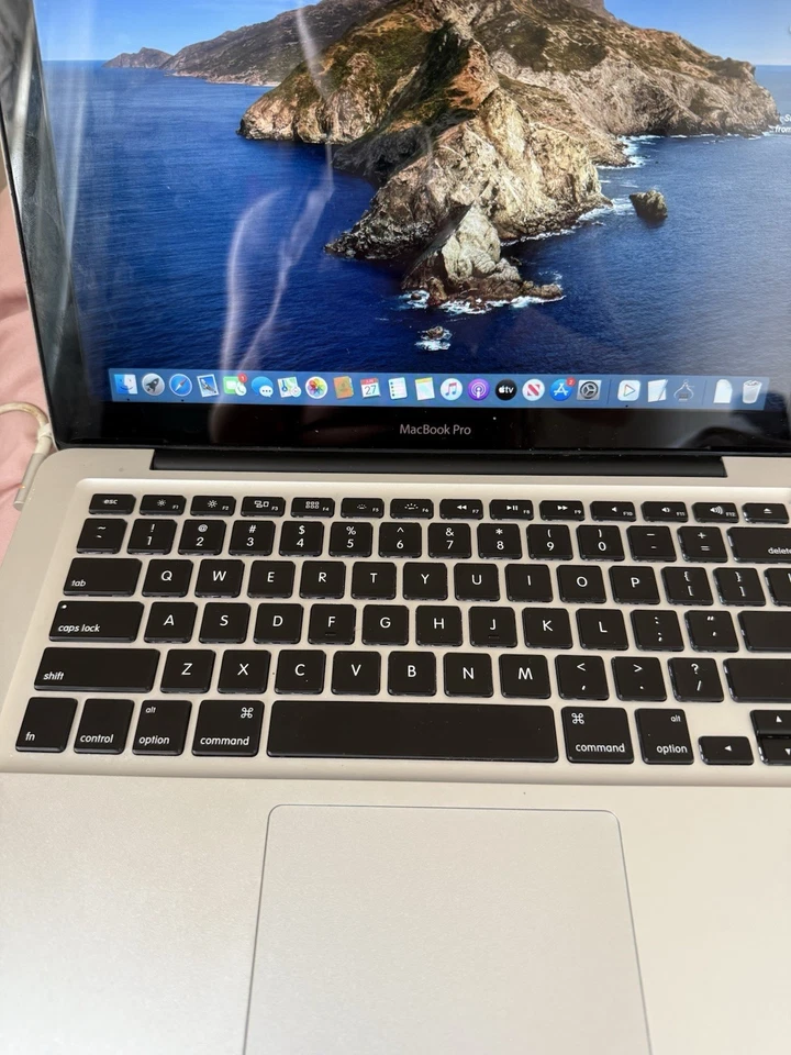 Apple MacBook Pro 13.3 inch Mid 2012 2.5GHz - Image 2 of 2