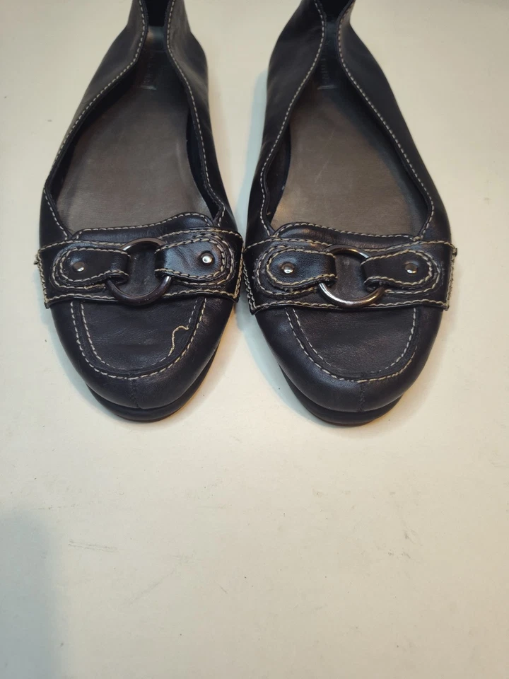 Merona Shoes Womens 8.5 Slip On Loafers Black Leather Casual Buckle Moc Toe Low - Image 3 of 4