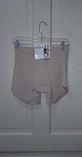 NWT (MSRP $34) Naomi & Nicole Women's size 2XL No Rub No Show Warm Beige Short