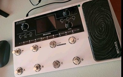 MOOER GE150 MAX Digital Multi-Effects Processor, Looper & Tuner for Guitar/Bass