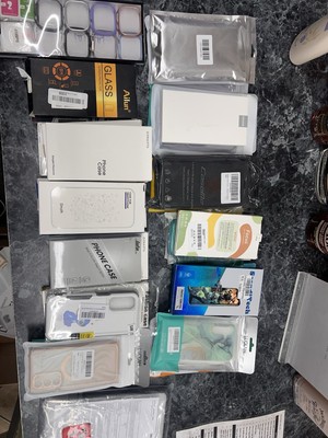 Lot Of random Samsung/google Pixel/misc Cases 