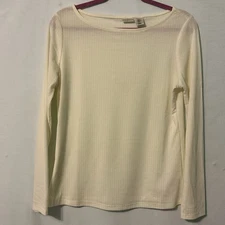 Max Studio Ivory T-Shirt Long Sleeve Women’s Size Medium Stretch Some Texture