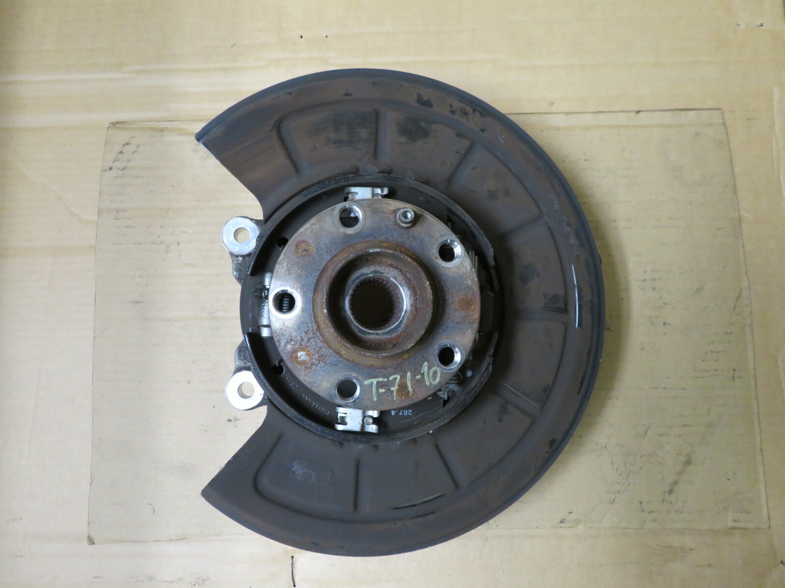 2014-2017 MASERATI GHIBLI SQ4 3.0L AWD REAR PASSENGER SIDE SPINDLE KNUCKLE OEM