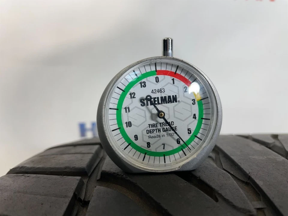 Juego de 2 neumáticos usados Goodyear Eagle F1 GS D2 EMT P285/35ZR19 90Y calidad 5,5/32 Foto 4 de 4