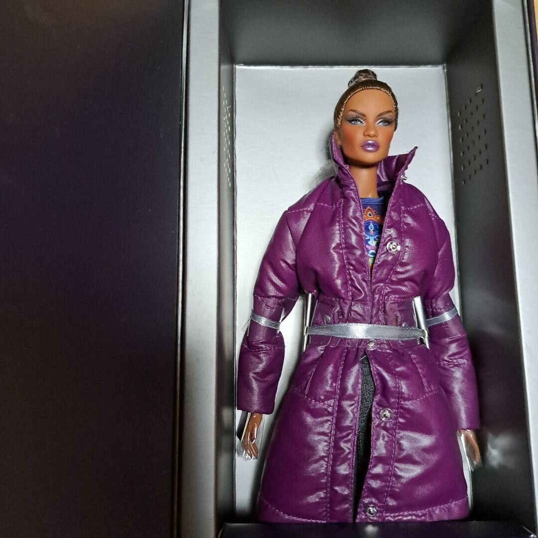 nu.face bominique makeda　integrity toys Integrity Toys Nu.Face 