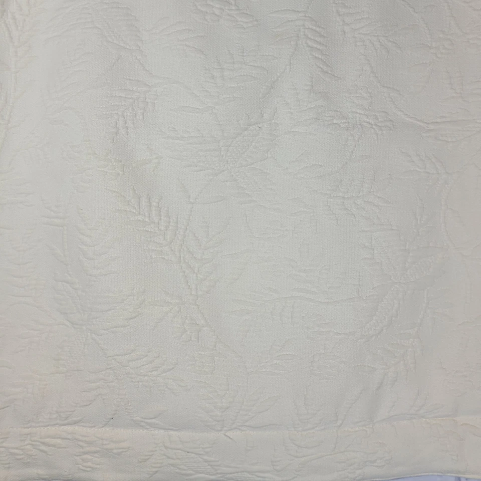 Ralph Lauren Floral Matelasse Euro Pillow Shams Set Cream Standard Size 24 x 30 - Image 3 of 4