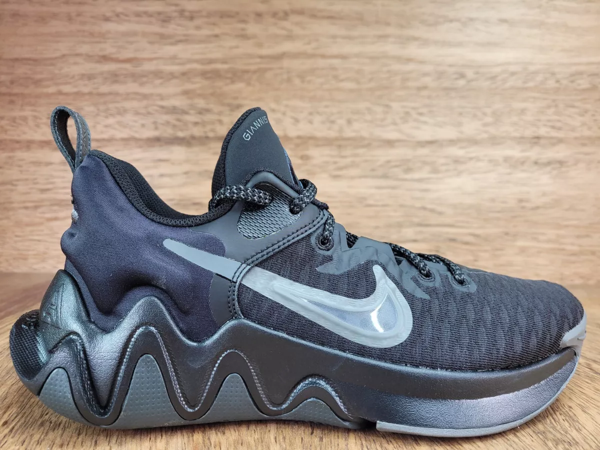 Mens black clearance nike basketball shoes