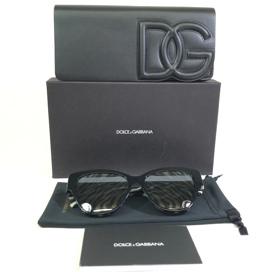 Gafas de sol Dolce and Gabbana DG4449 3450/P negras sobre cebra con lentes cebra Foto 2 de 4