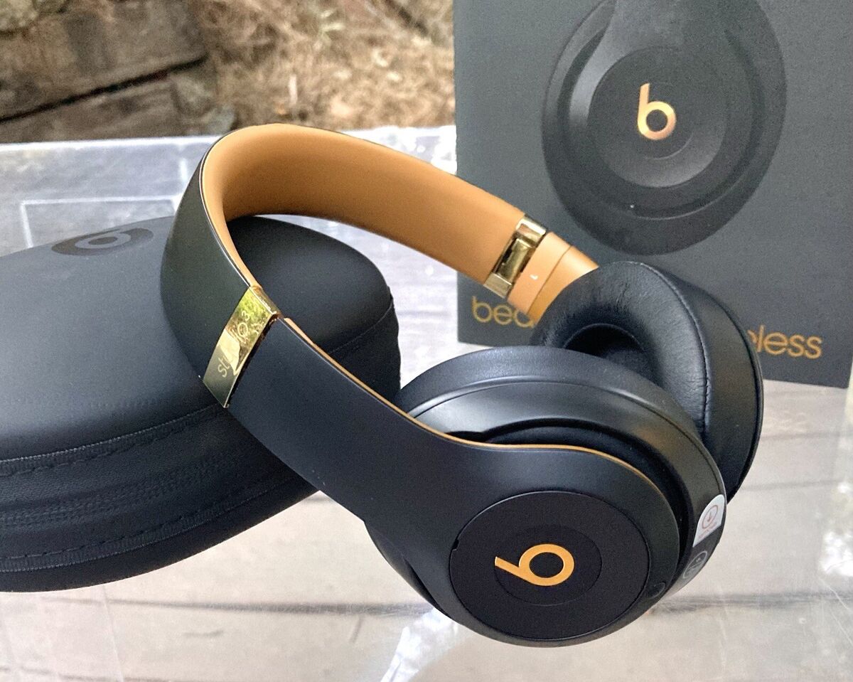 Beats Studio3 Skyline Collection Headphones Midnight Black - New Sealed in Box | eBay Beats Studio3 Skyline Collection Headphones Midnight Black - New Sealed in Box | eBay