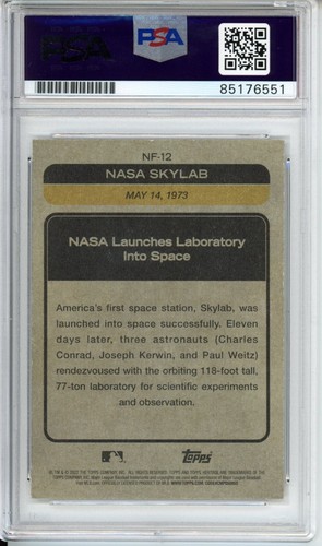 2022 TOPPS HERITAGE GENE EUGENE KRANZ SIGNED PSA DNA COA AUTOGRAPH NASA SPACE - Picture 2 of 2