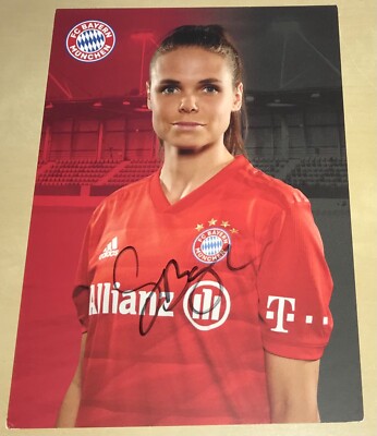 Simone Boye Sörensen signierte Autogrammkarte Bayern Frauen Damen Autogramm #3