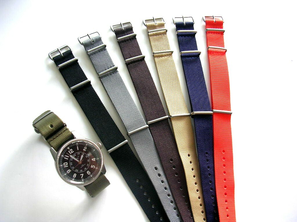 Orologio Seiko 5 Cioccolato Cinturino Nato Auto 42,5mm Orologio Seiko 5 Cioccolato Cinturino Nato Auto 42,5mm