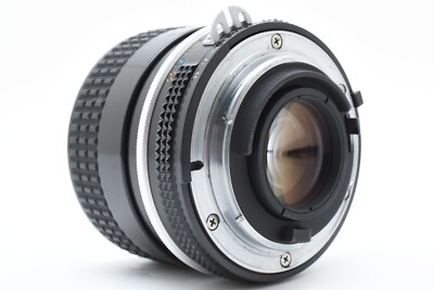 Near MINT] Nikon AI NIKKOR 35mm F2 MF Wide Lens w/Caps, Bag, Hood