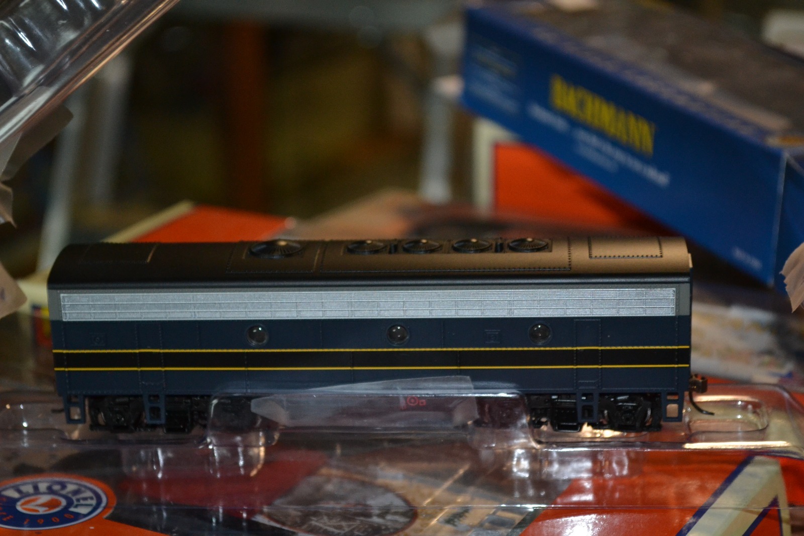 Bachmann HO F7 B Diesel Locomotive B &O - NEW Bachmann HO F7 B Diesel Locomotive B &O - NEW