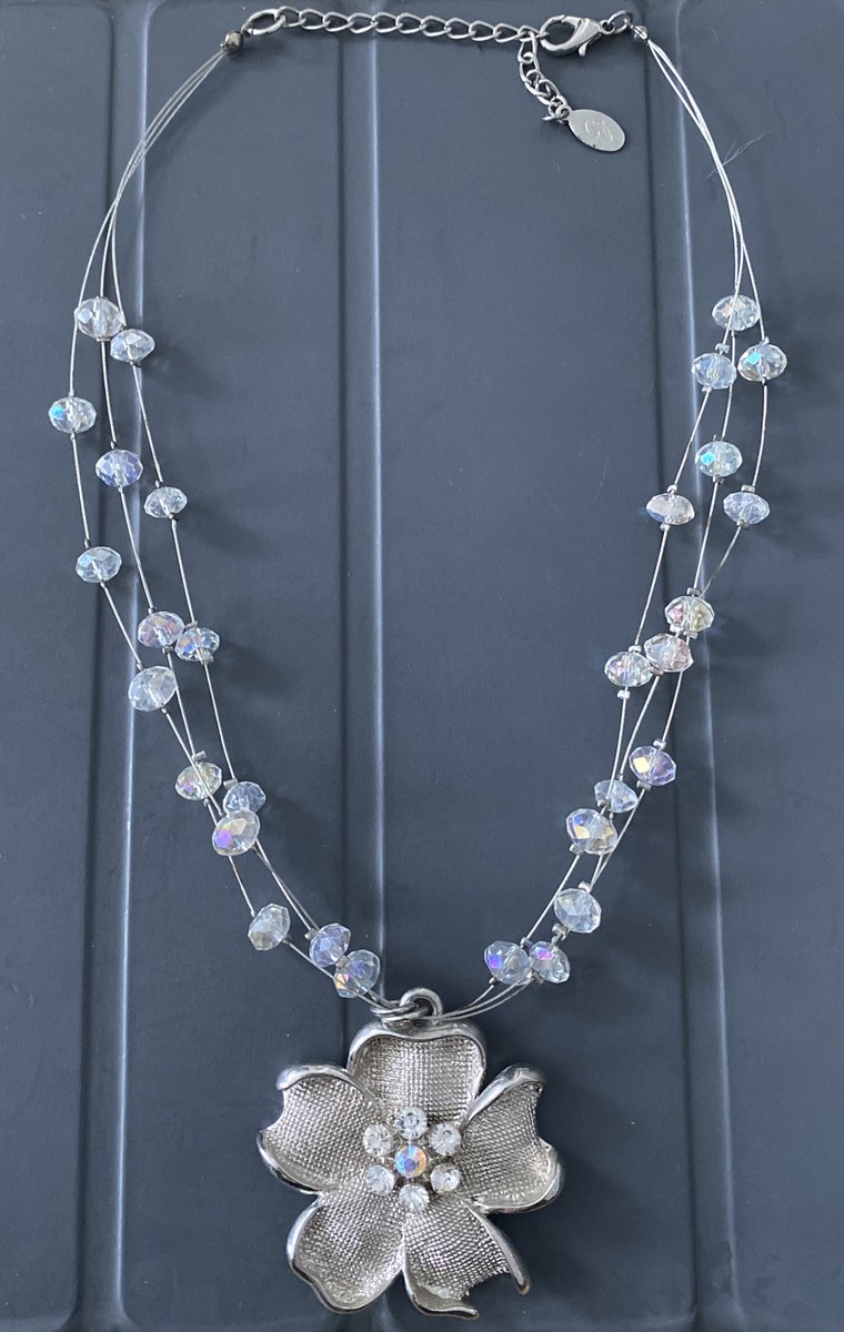 ☆Copping Zone☆ Flower Necklace CG Brand marked Silver Tone Rhinestone necklace with flower