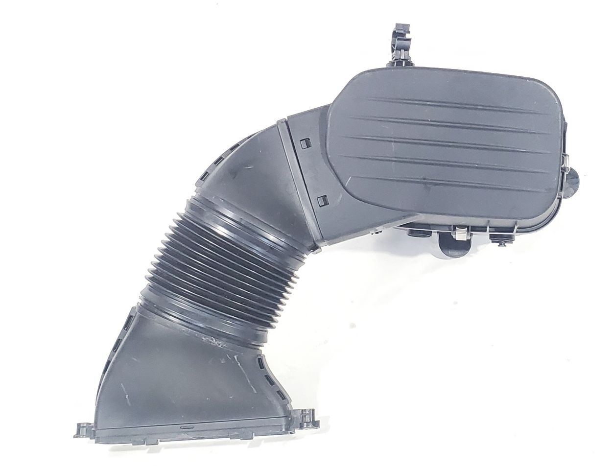 2017 Maserati Levante OEM Left Air Cleaner Filter Box With Tube 670101257